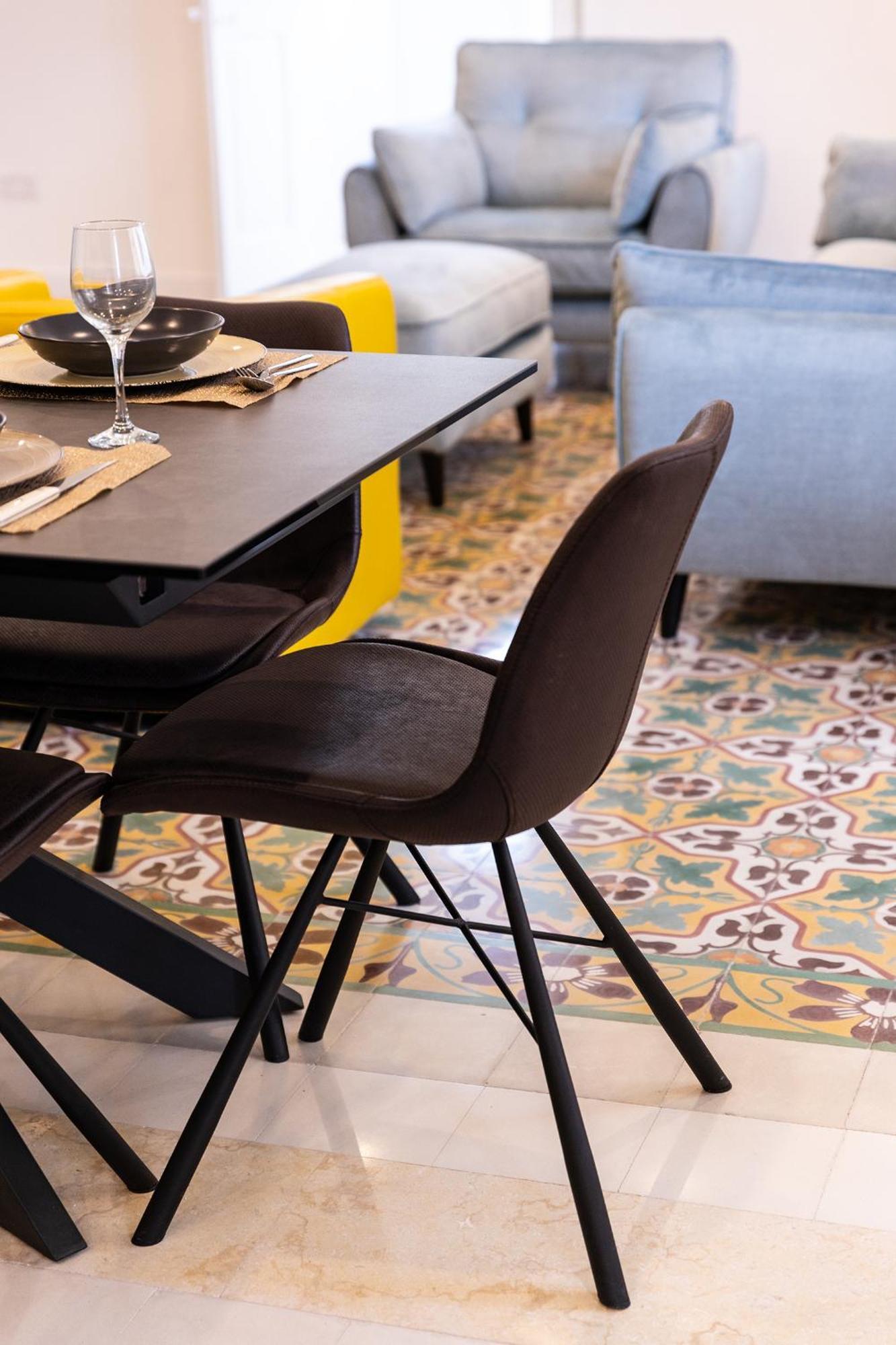 Florette Suite Designer Finish With Stunning Lounge Terrace By Arcobnb Il Furjana Bagian luar foto