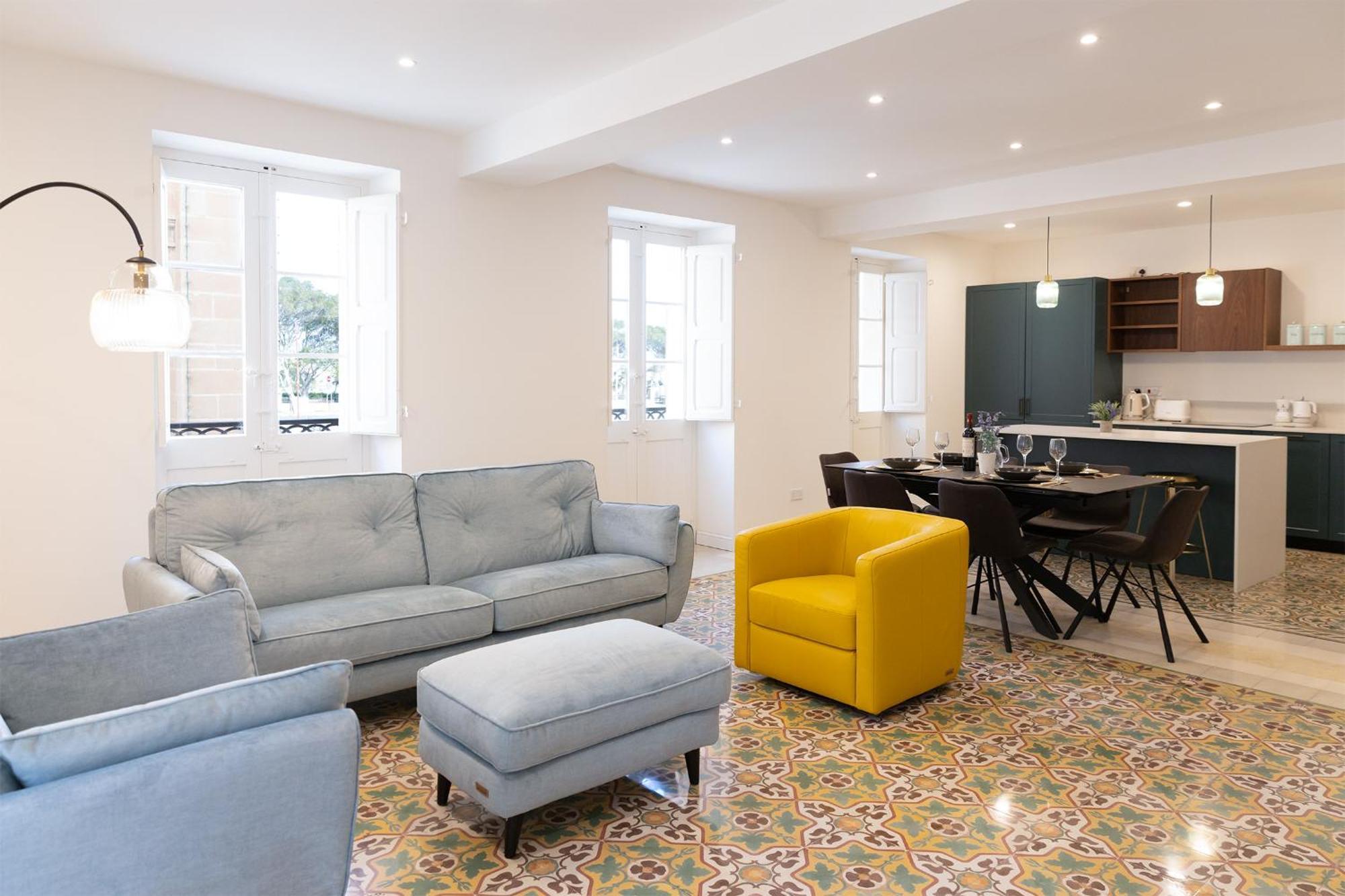 Florette Suite Designer Finish With Stunning Lounge Terrace By Arcobnb Il Furjana Bagian luar foto