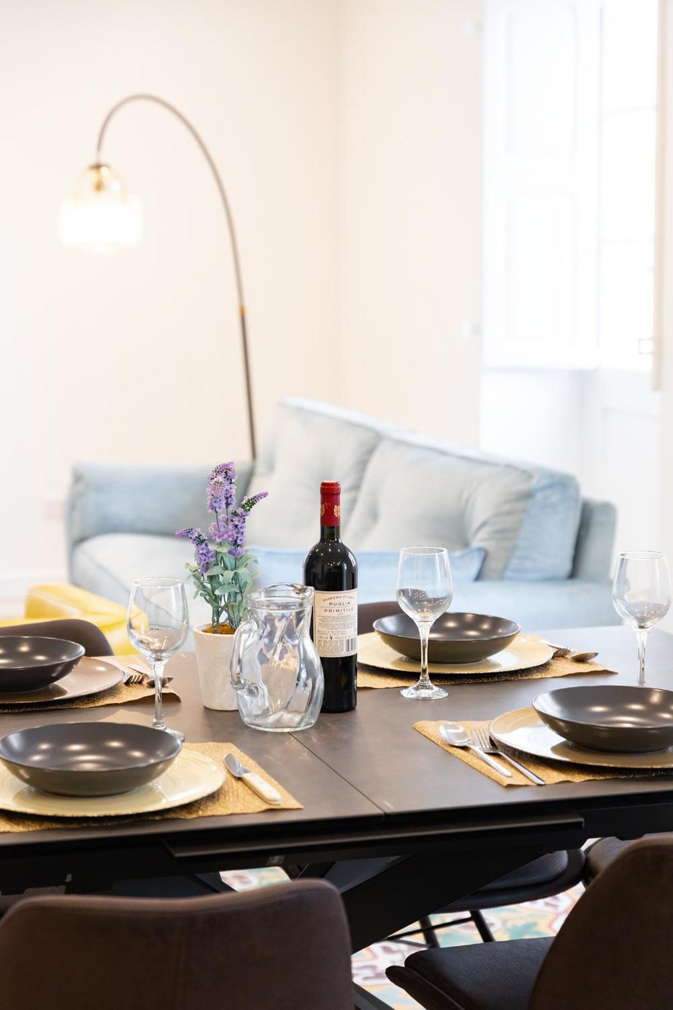 Florette Suite Designer Finish With Stunning Lounge Terrace By Arcobnb Il Furjana Bagian luar foto